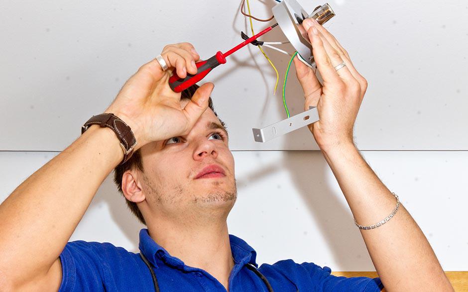 électricien à domicile Paris 10