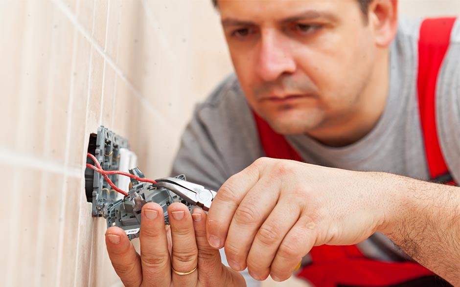 cherche électricien pas cher Livry-Gargan